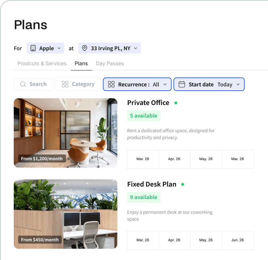 Personne tenant un smartphone affichant l'application de réservation d'espace de travail Archie avec les réservations à venir et les informations sur les visiteurs.