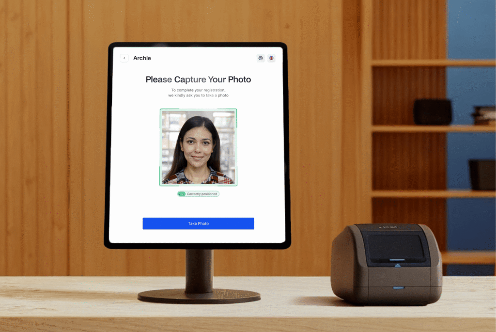 Archie Visitors quiosco con aplicación para visitantes.