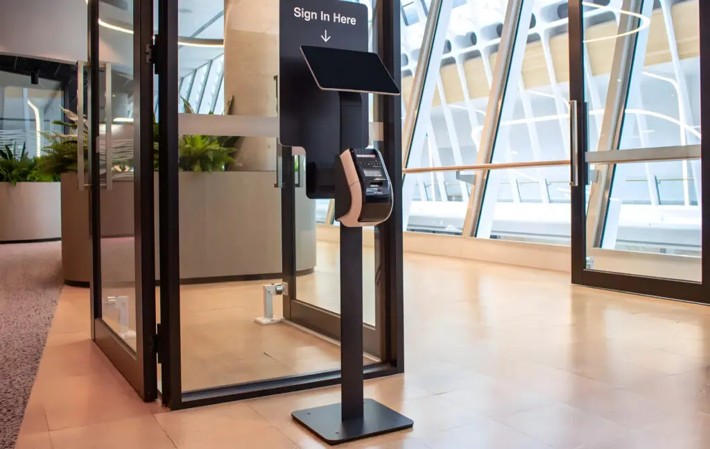 Soporte para Bosstab con impresora.